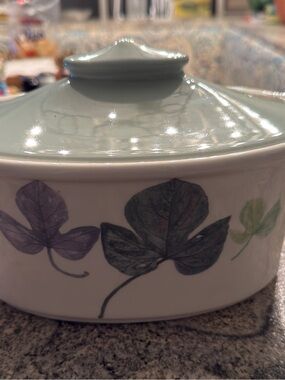 Portmeirion Leaves Pattern Covered Casserole, Collection by Anwyl Cooper-Willis